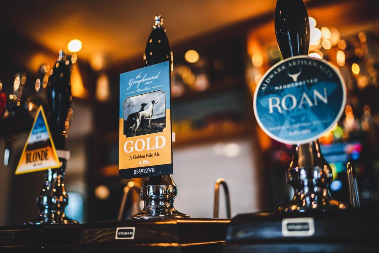 Peak District, The Greyhound Inn, Warslow Circa 1750 Extérieur photo