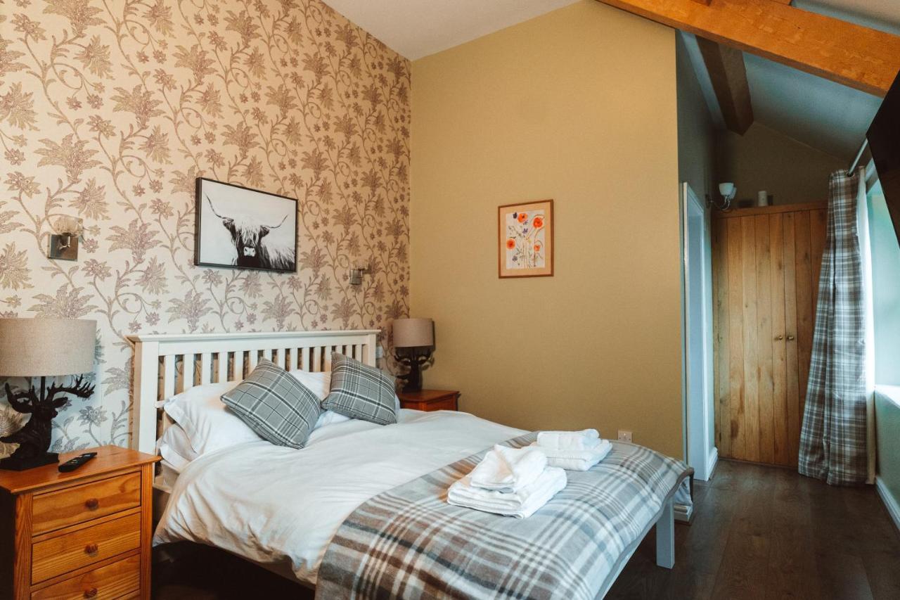 Peak District, The Greyhound Inn, Warslow Circa 1750 Extérieur photo