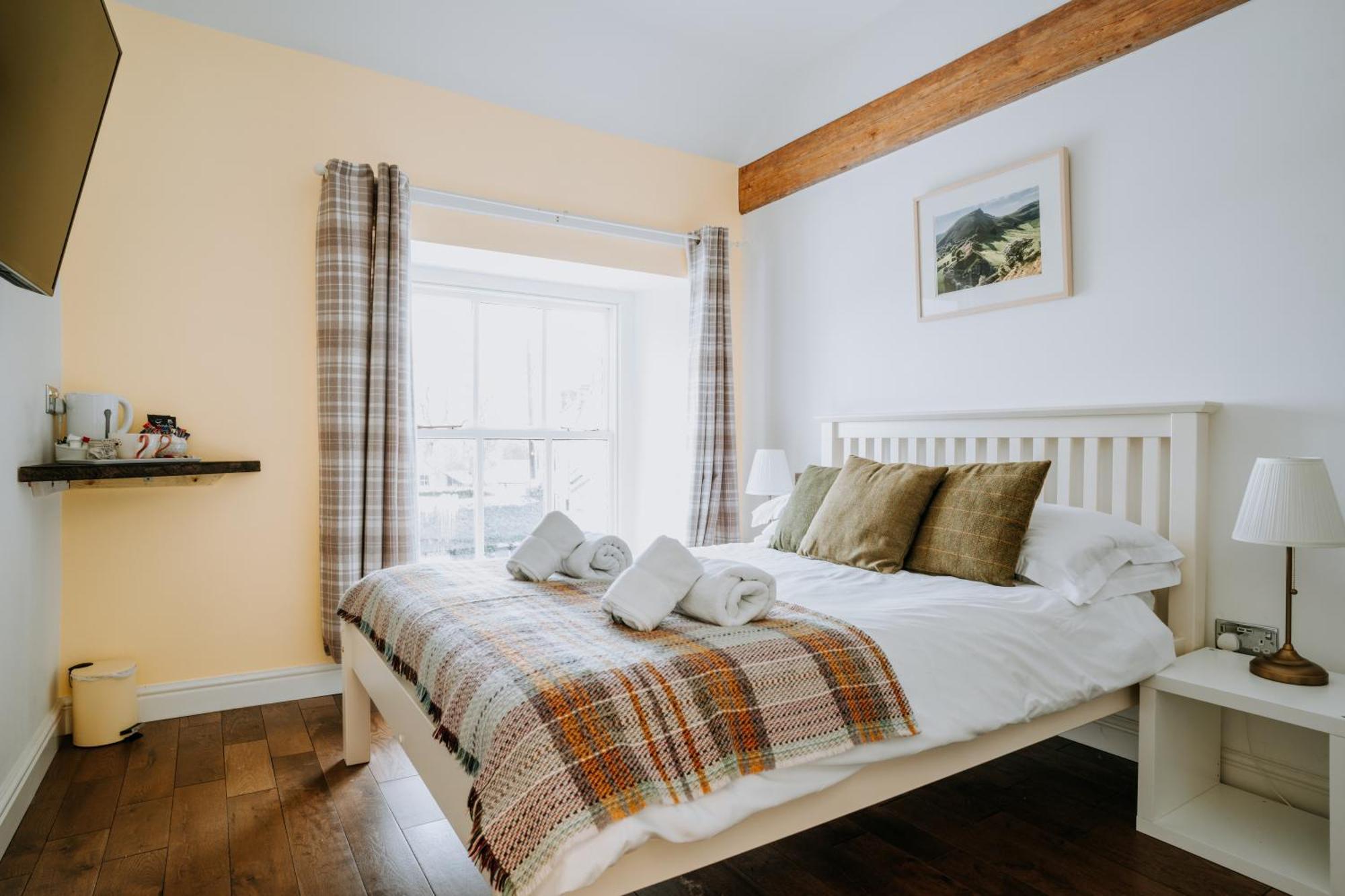 Peak District, The Greyhound Inn, Warslow Circa 1750 Extérieur photo